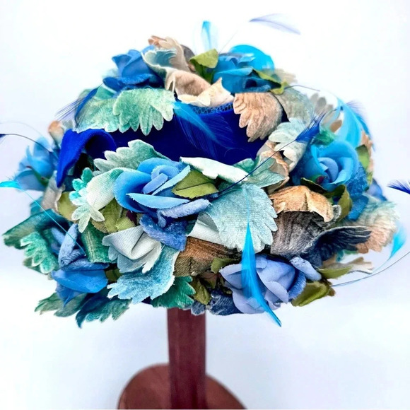 Adam, Meldrum and Anderson Accessories - Adam, Meldrum and Anderson Vintage Woman’s Hat Blue Flowers and Feathers
